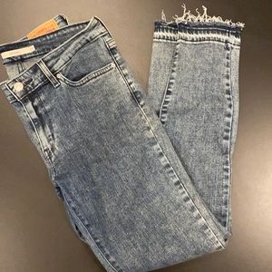 Levi’s 711 Acid Wash Skinny Jean